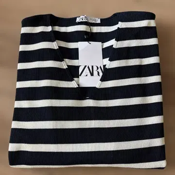 ZARA 네이비 화이트 스트라이프 V넥 오버 사이즈 튜닉 상의