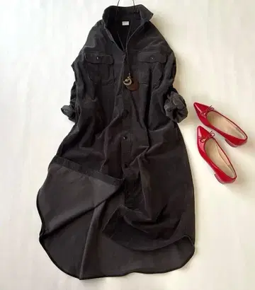 어반 리서치 도어스 코듀로이 롱 원피스 다크 그레이