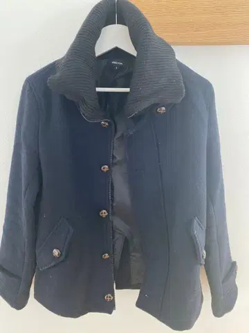 VIGORYON 네이비 울 피 코트