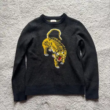 [ USED ] BEAMS 압축 울 타이거 니트