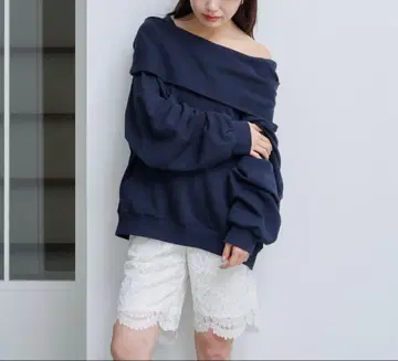 Kastane 오프숄더 맨투맨 네이비 M 사이즈