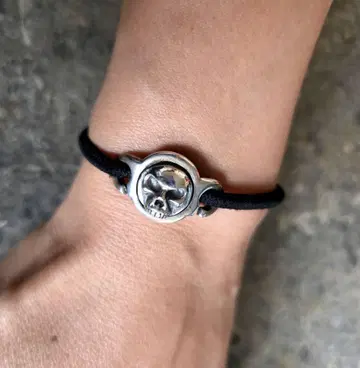 Good Art HLYWD 스컬 블레스 머리끈