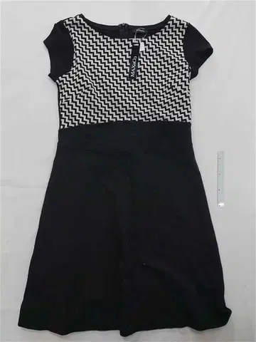 맥스앤코 기하학 패턴 원피스 블랙 계열 사이즈 L