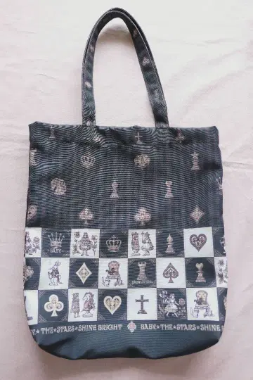 BABY 체스 앨리스 ~그날의 나의 보물~ 패턴 토트백 블랙