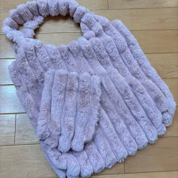 트렌드! 파우치 포함! 귀여운 라이트 핑크 퍼 토트백