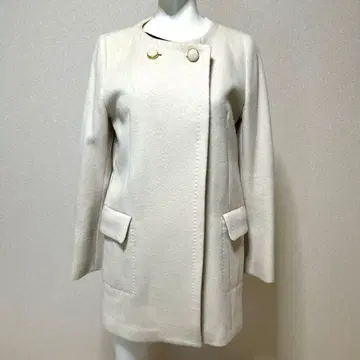 아이보리 울 혼방 소재 코트 사이즈 36