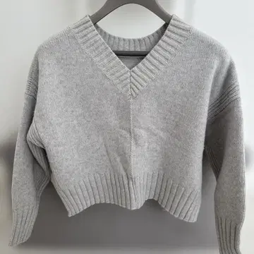 투모로우랜드 그레이 V넥 스웨터 S