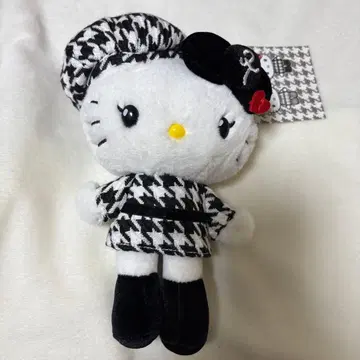 헬로키티 피크닉 가든 롯폰기 한정판 봉제 인형 키링