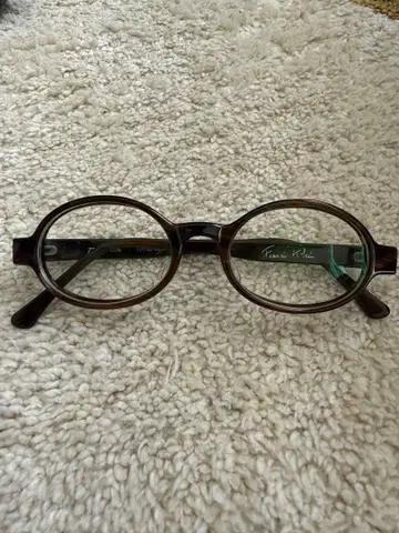 Frances Klein 라운드 프레임 안경 (도수 있음)