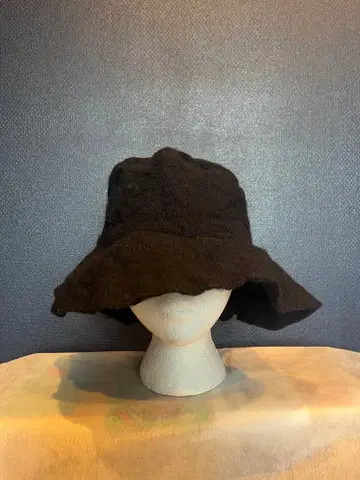 꼼 데 가르송 셔츠 AW23 햇