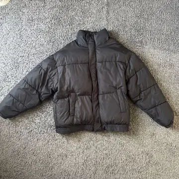 블랙 숏 기장 다운 자켓