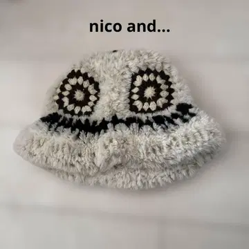 niko and - 니트 모자 크림색과 블랙