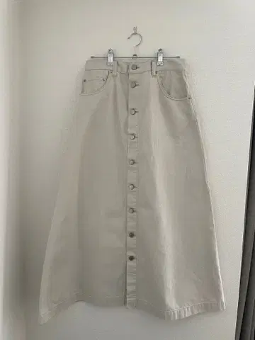 ORCIVAL 프론트 버튼 데님 스커트