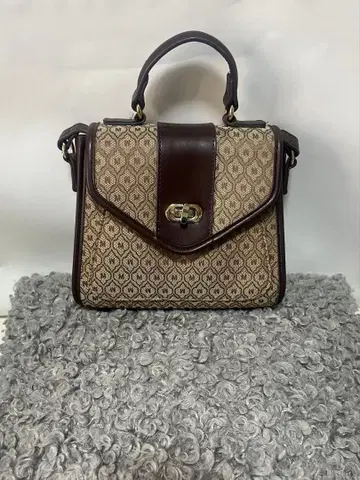 moussy 모노그램 패턴 미니 숄더백