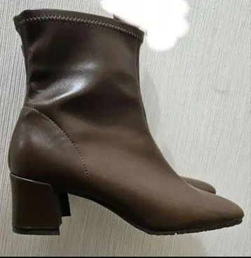 브라운 사이드 고어 부츠 중간 힐