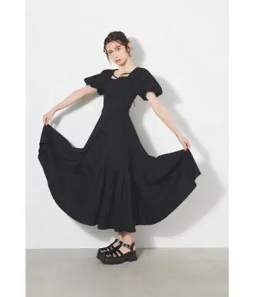 스트링 퍼프 슬리브 원피스