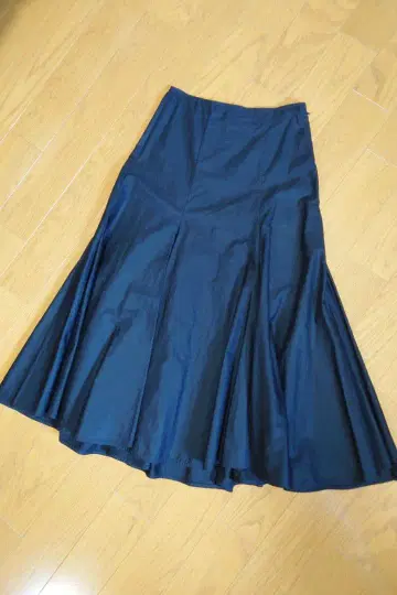 KHAITE 슬릿 스커트