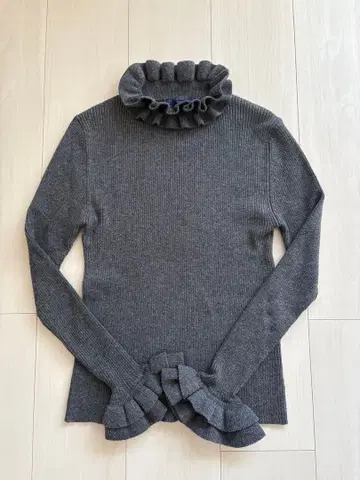 [ 엠즈 그레이시*프릴 니트 ]