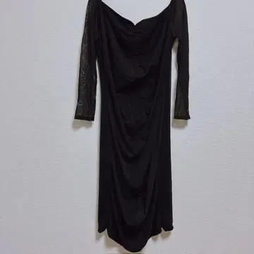 PRETTYLITTLETHING 블랙 드레이프 파티 드레스 UK22