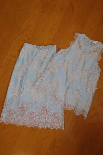 CARVEN 스카이블루 레이스 투피스 셋업