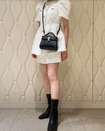 셀포드 화이트 트위드 셋업