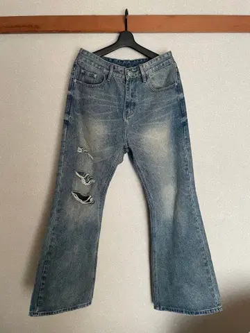 부츠컷 데님 플레어 데님 라이트 블루