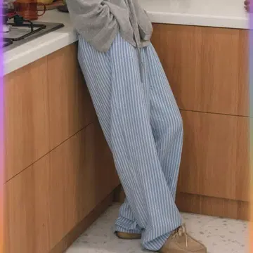 (거의 미사용) HEILIS 스트라이프 이지 팬츠