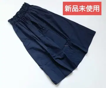 휴일과 시 피넛 스커트 네이비