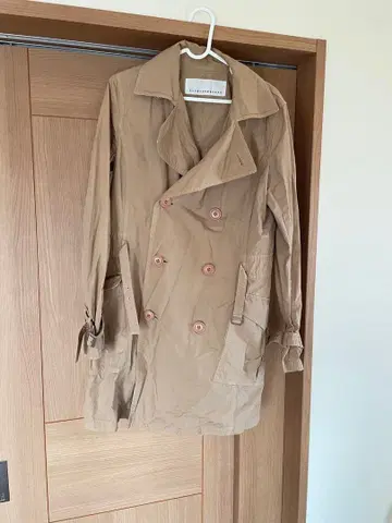 스나오 쿠와하라 sunao kuwahara 트렌치코트 아우터 베이지