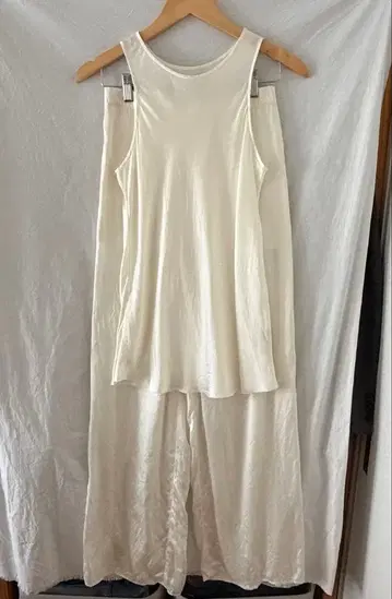 yo Biotop 실크 탱크탑 팬츠 세트 화이트