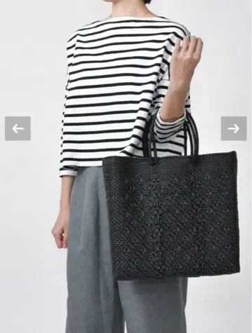 비발라 비다 메르카도 백 롬보 블랙 M