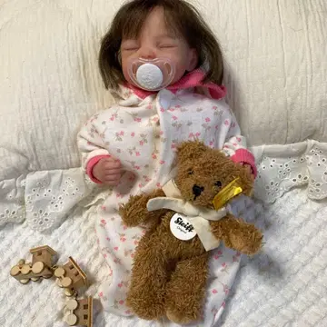 리본 인형 작은 아기