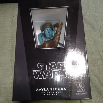 스타 워즈 아일라 세큐라 피규어 젠틀 자이언트