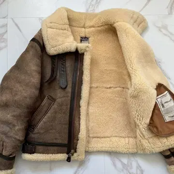 새상품급 AVIREX TYPE B-3 플라이트 자켓 무스탕 36 M