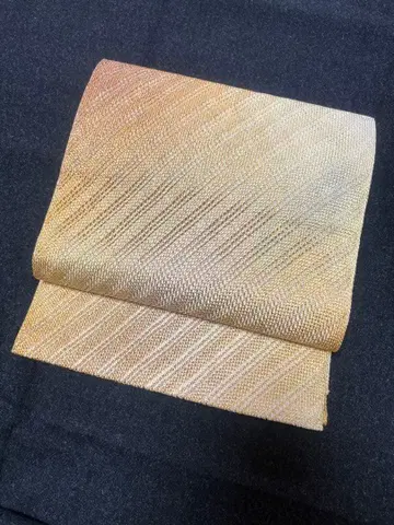 골드 컬러 사선 무늬 후쿠로 오비