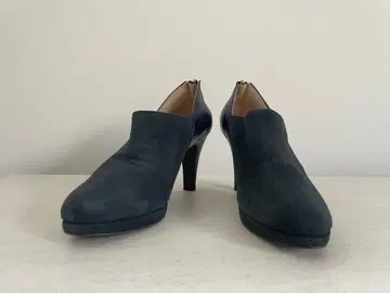 히미코 23.5cm 네이비 스웨이드 x 가죽