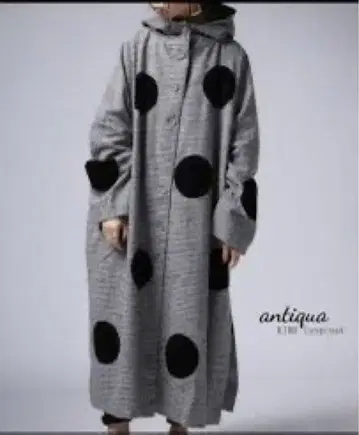 단종품 안티카 KINU 코트