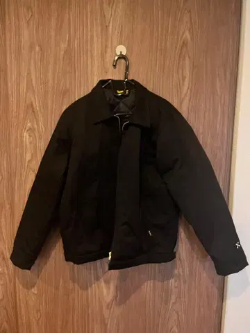 블랙 점퍼 긴팔 지퍼 포함 BLUCO