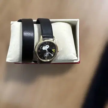 스누피 손목시계 블랙