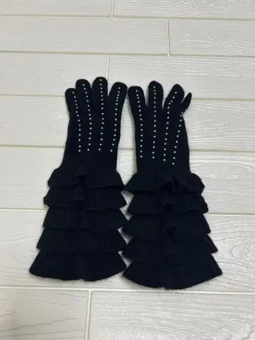 로즈버드 롱 장갑 스터드 비쥬