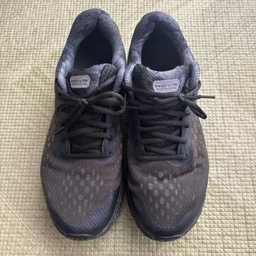 HOVR 러닝화 카모플라쥬