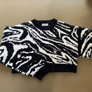 PAGEBOY 제브라 패턴 니트
