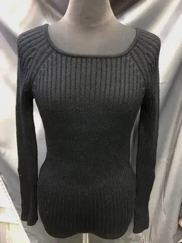 마이클코어스 울 100 스웨터