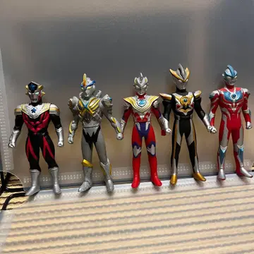 묶음 판매 울트라맨 피규어 6체 세트