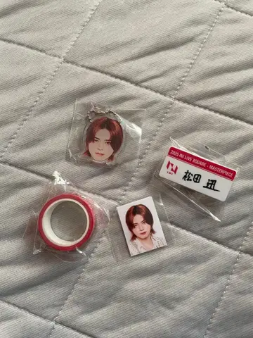 INI 마츠다 진 명찰 얼굴 키링 세트