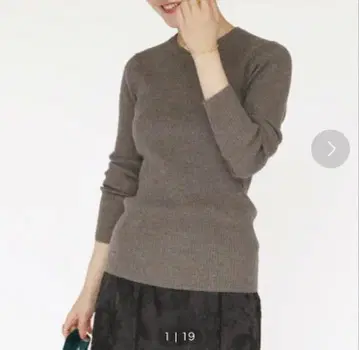 크루넥 리브 니트 풀오버