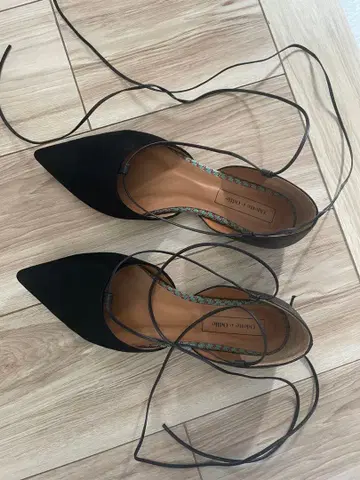 오데트 에 오딜 블랙 스틸레토 플랫슈즈