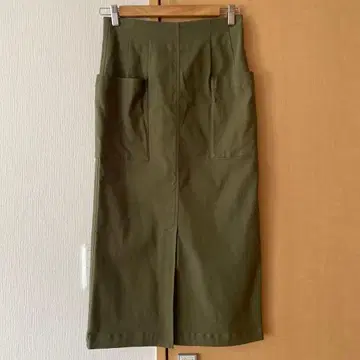 새상품급 items 어반 리서치 타이트 스커트