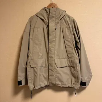 Goldwin Gore-Tex Act city jacket S 사이즈