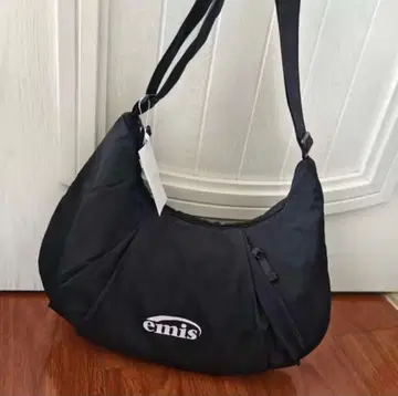 emis 숄더백 블랙